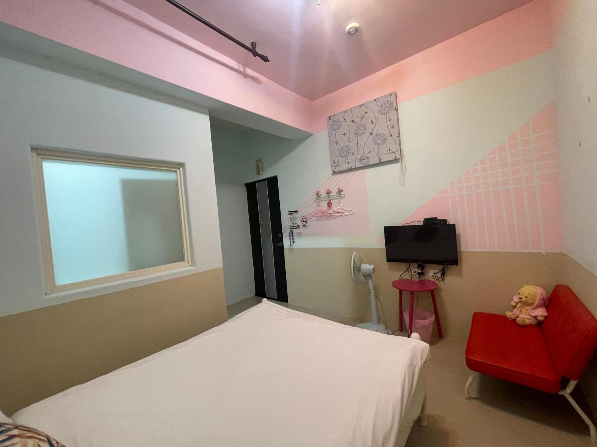 萩閣民宿sara'S House走路可到夜市近市區好停車 Hualien City Ngoại thất bức ảnh